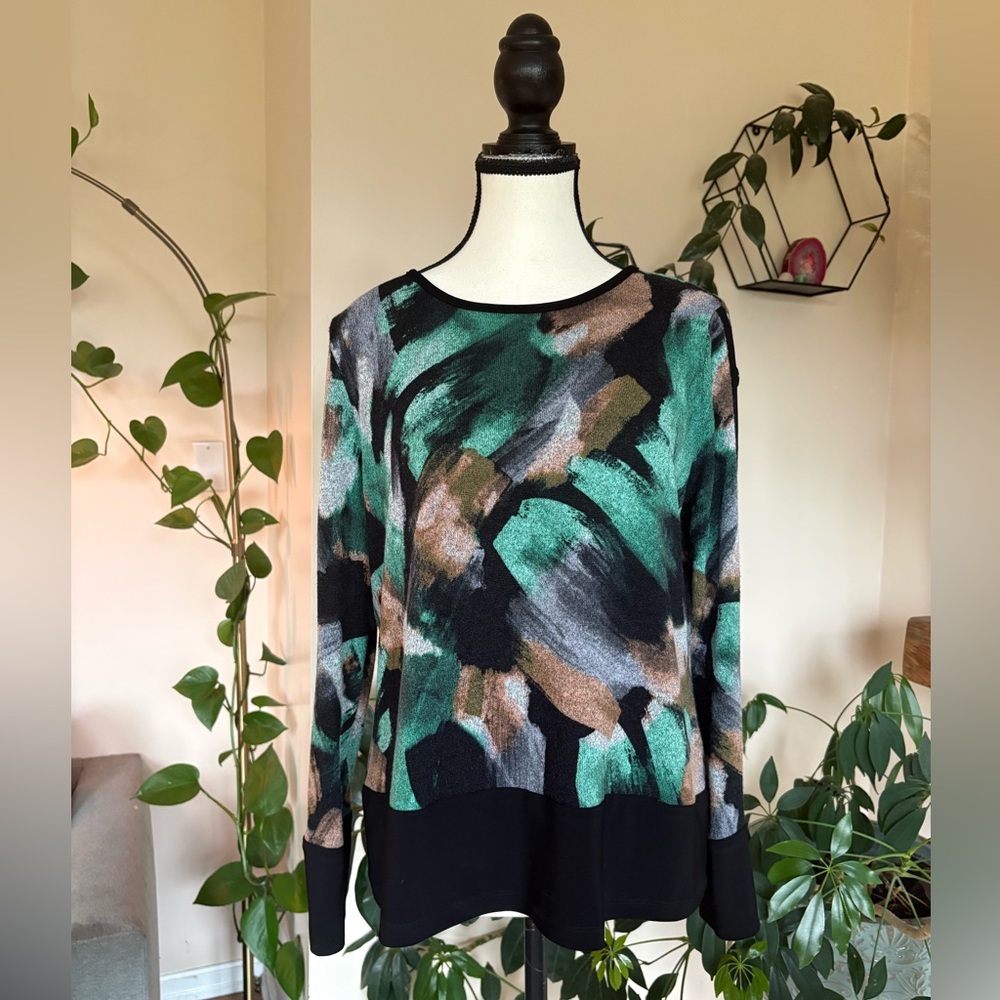 Abstract Brushstroke Green & Black Women's Sweater